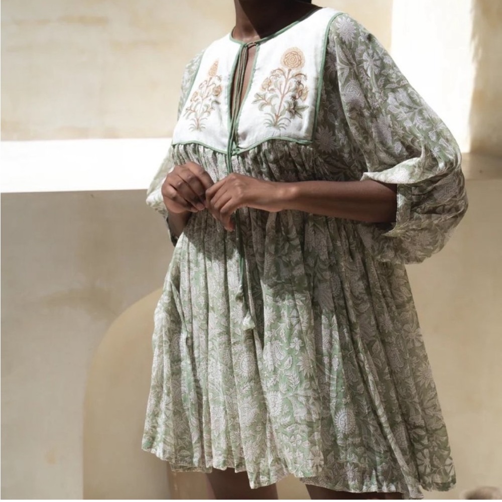 Daughters of India Diya Mini Dress Pistachio